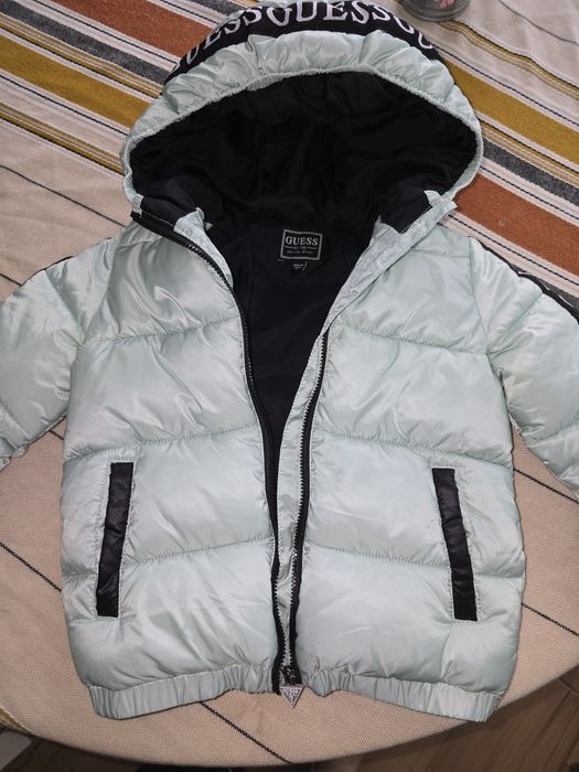 Яке Guess за момче