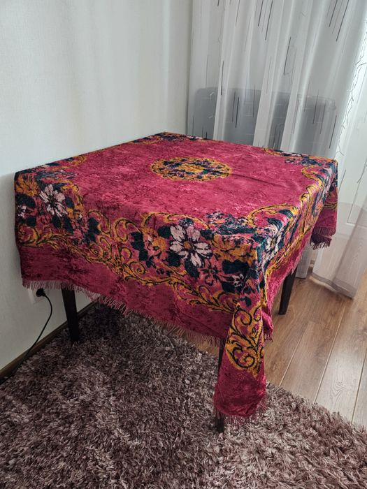 Скатерть советская из бархата 140×130 см