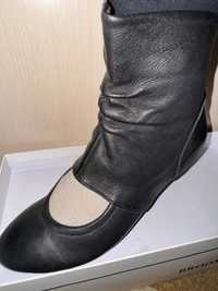Женская кожаная обувь