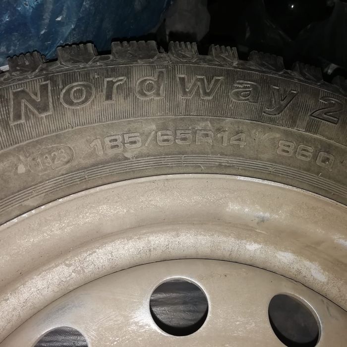 Шины и диски продаю
