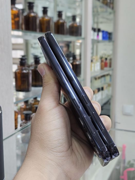 Samsung s22 8/256Gb oq qora kuk puwti