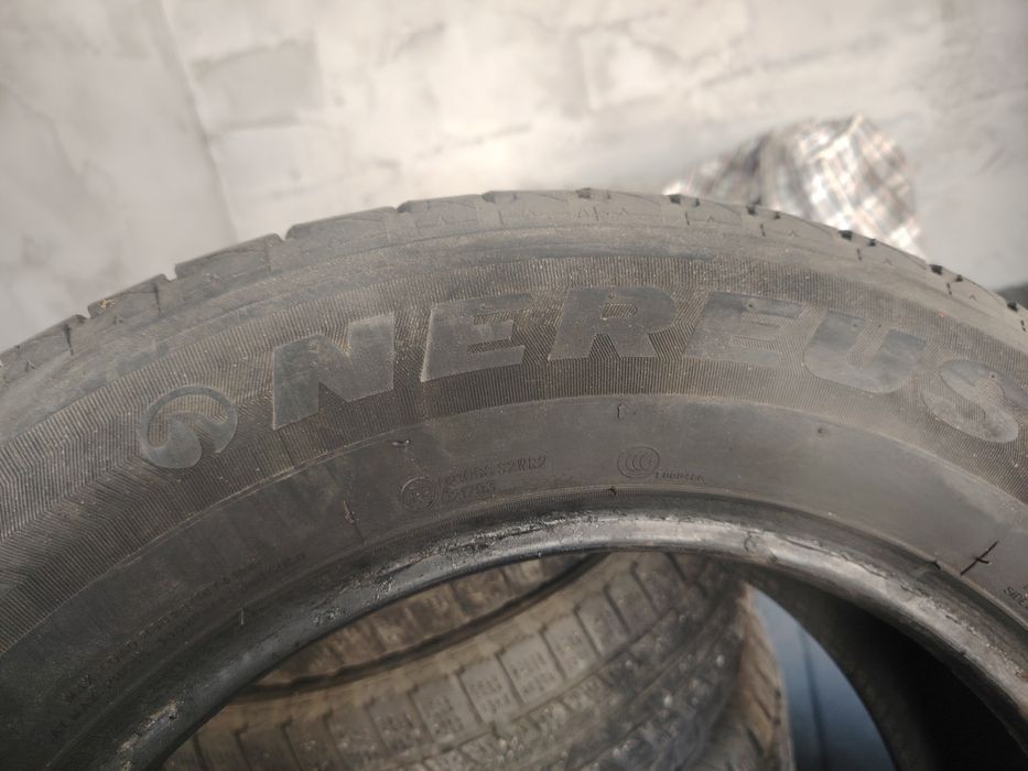 Шины б/у  225х65х17 зимние