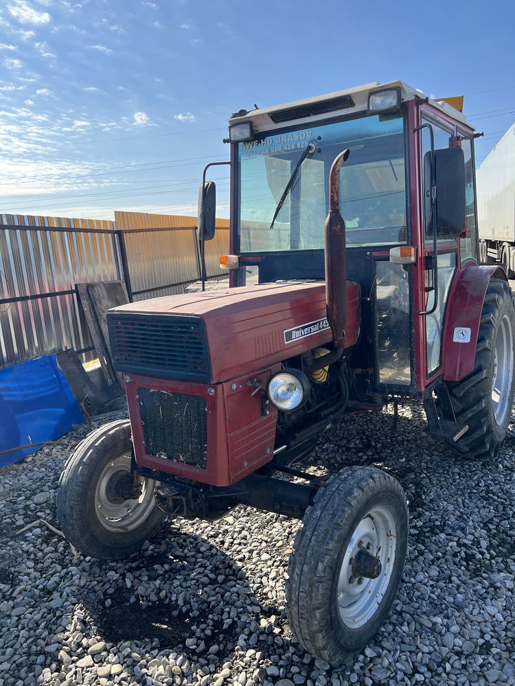 Vand tractor U445 si utilaje