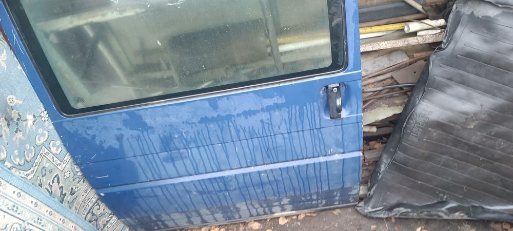 Фольксваген т 4 дверь