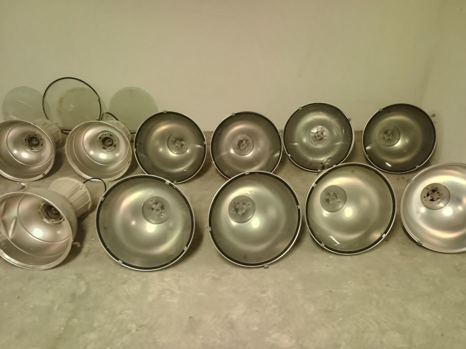 Осветителни тела  18.бр. 360лв.