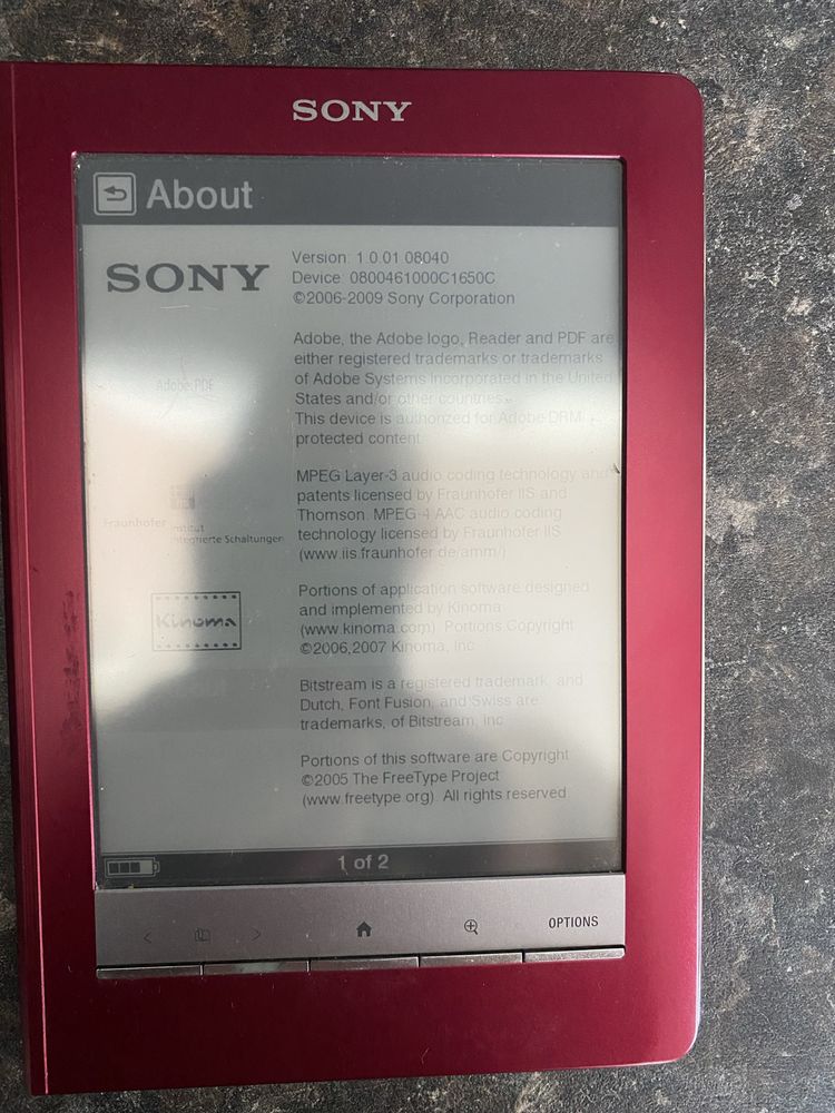 Продавам електронен четец Sony PRS-600