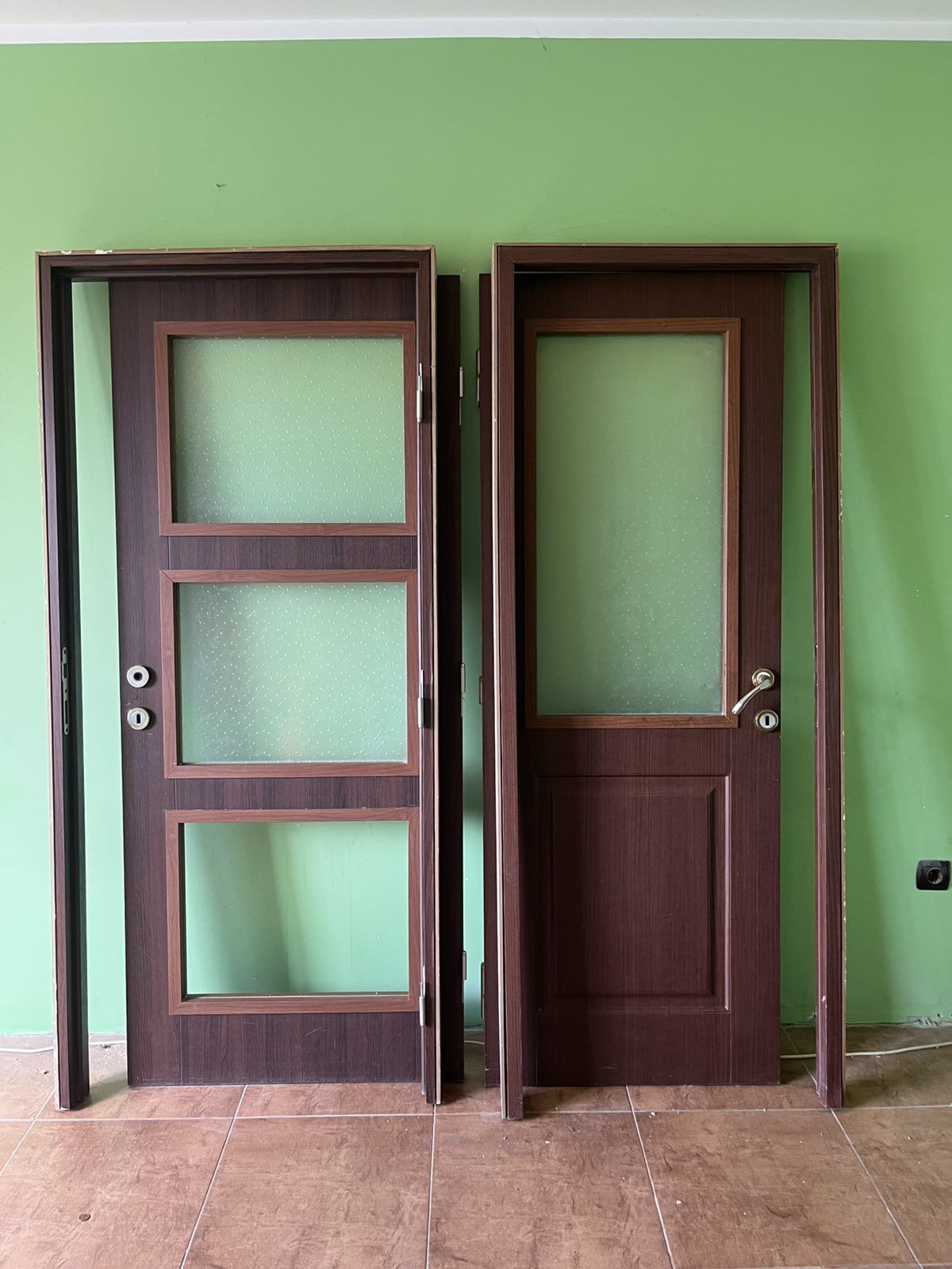 Интериорни врати