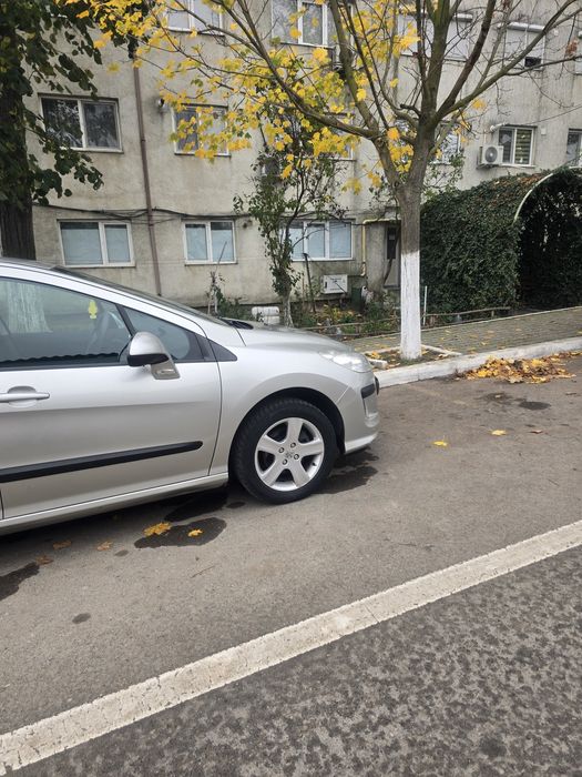 Vând Peugeot 308 1,6 Benzină 120Cp