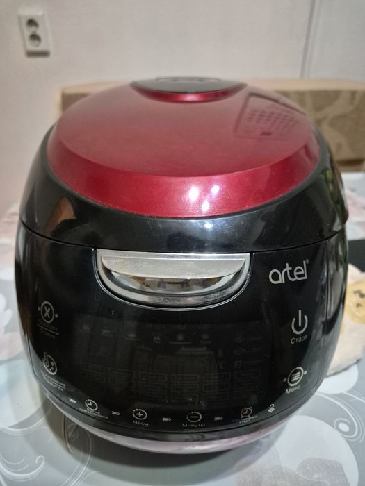 Продаётся мультиварка