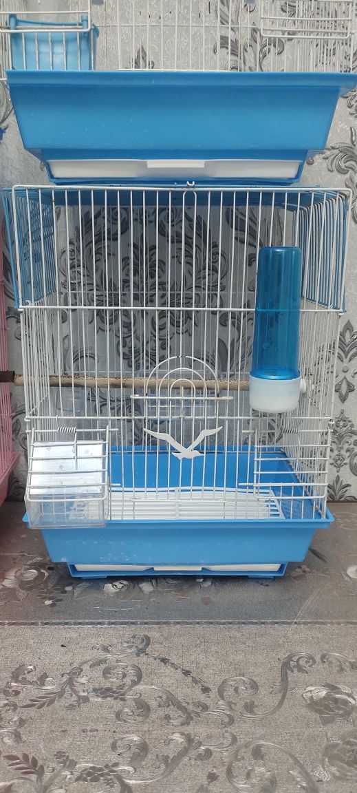 Продам клетки для птиц