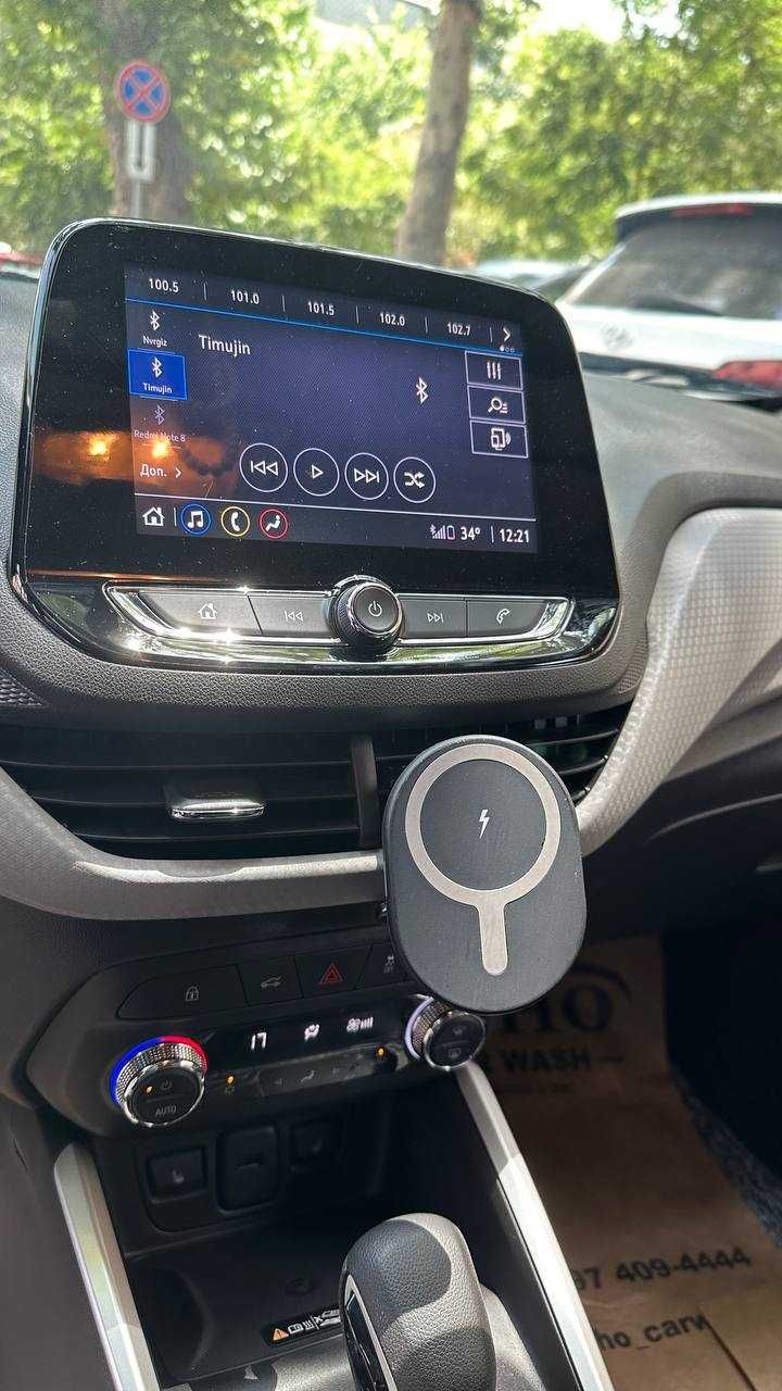 Chevrolet Onix Premier