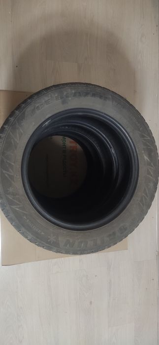 Шины зимние комплект