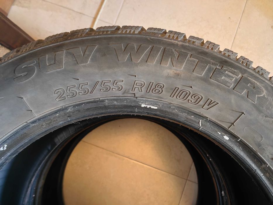 Зимни гуми 255 55 18
