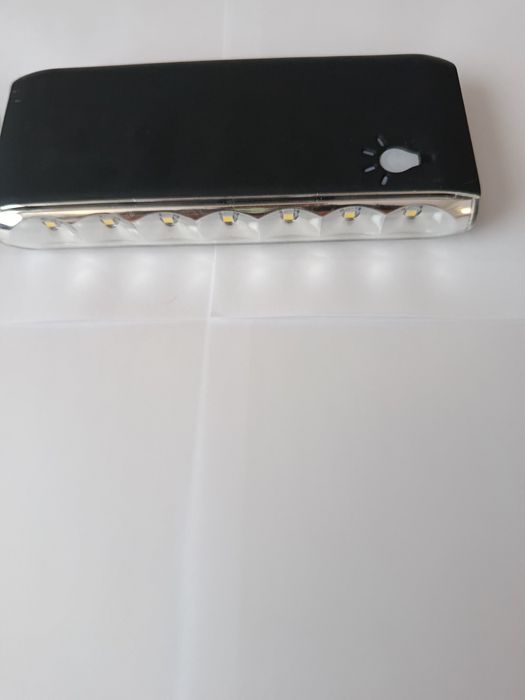 Vând 2 baterii externe