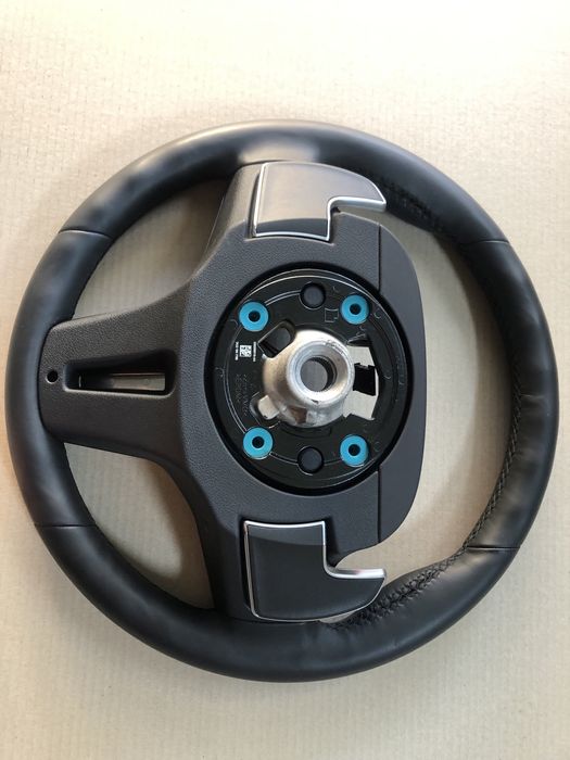 Volan M Bmw seria5 G30/G31 nou. Model cu vibratii,padele