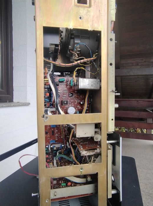 Magnetofon ROSTOV 105, s-a facut revizie capitala.