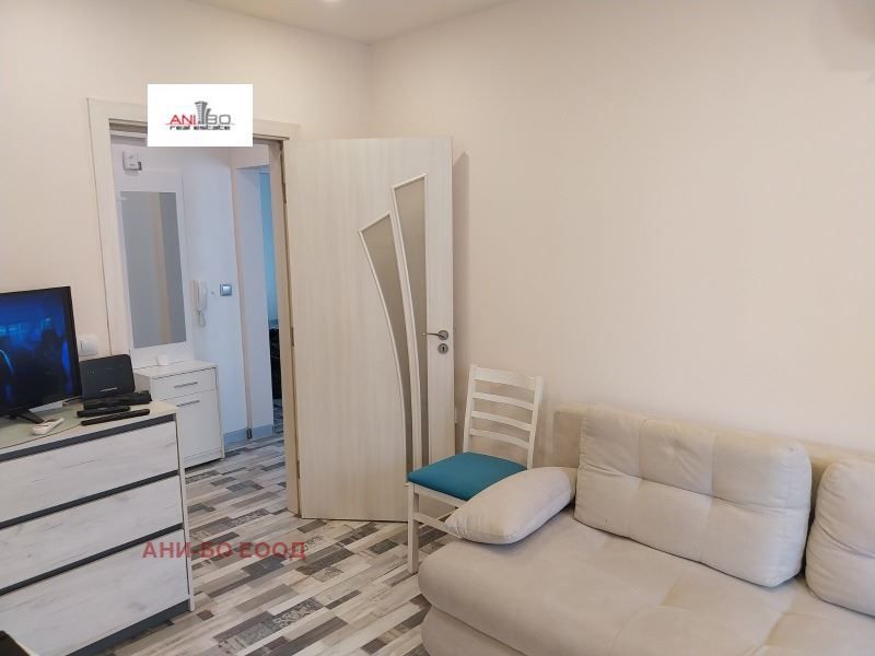 Дава се под наем Тристаен апартамент в Варна, Чаталджа - 74 кв.м за 770 € - Снимка #1