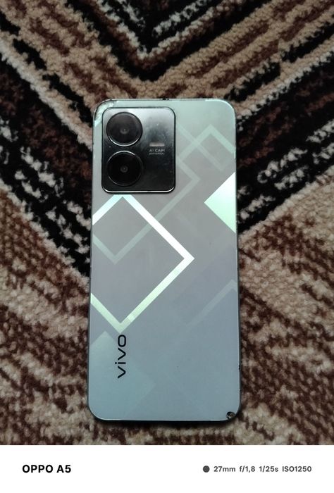 Продам телефон Vivo