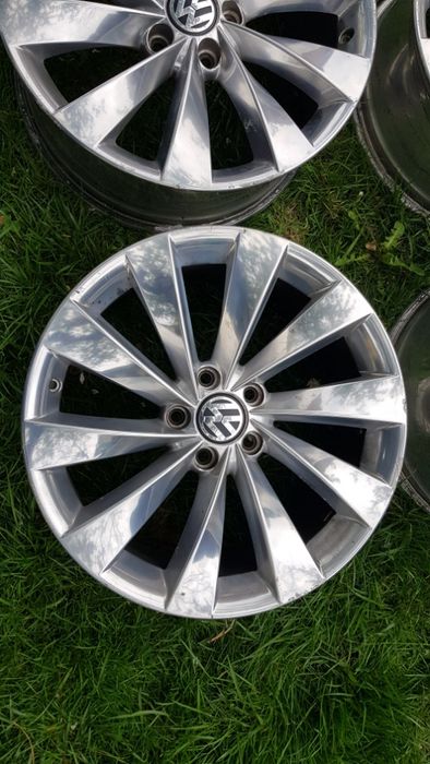 4бр. оригинални лети джанти VW Interlagos 5x112 8Jx18"
