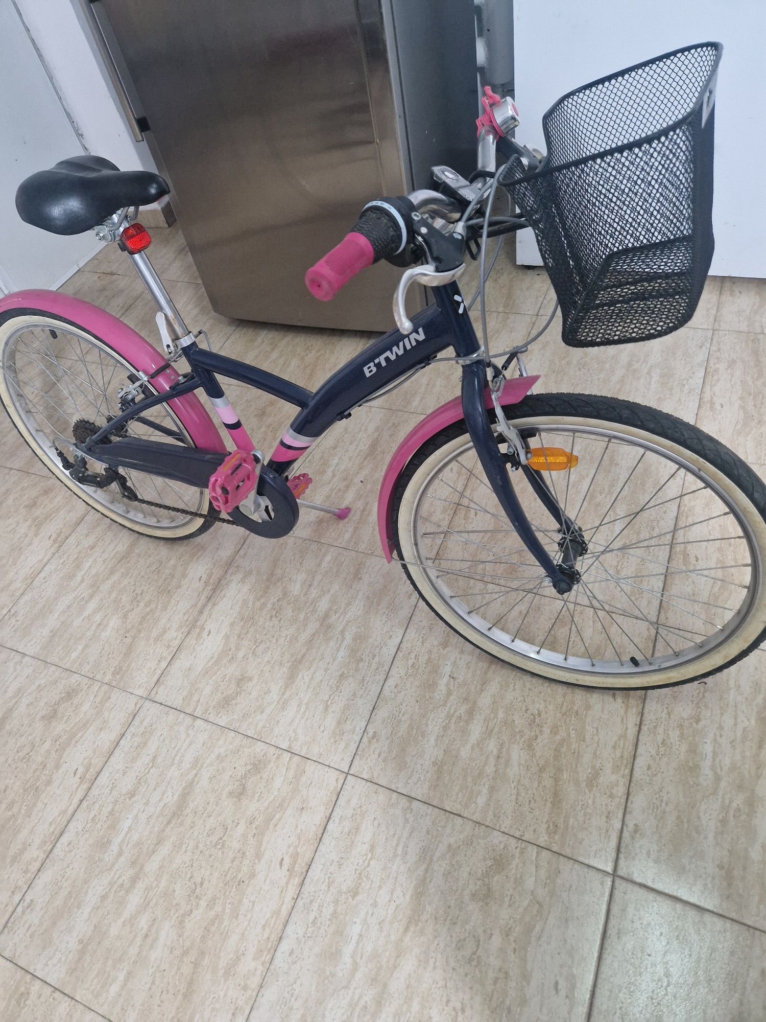 Vand bicicletă model B'Twin Original 500, 24inch.