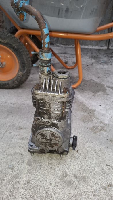 Компрессор МТЗ-80