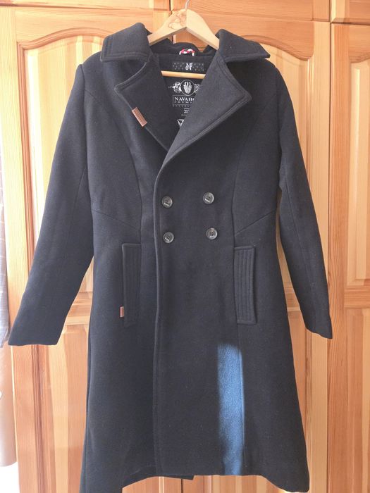 Черно палто Navahoo