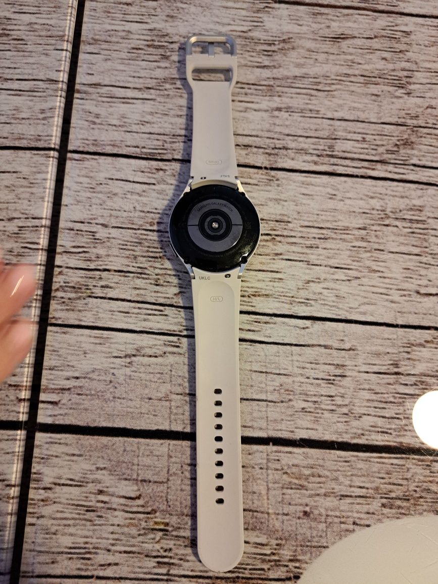 Vând Samsung Watch4!