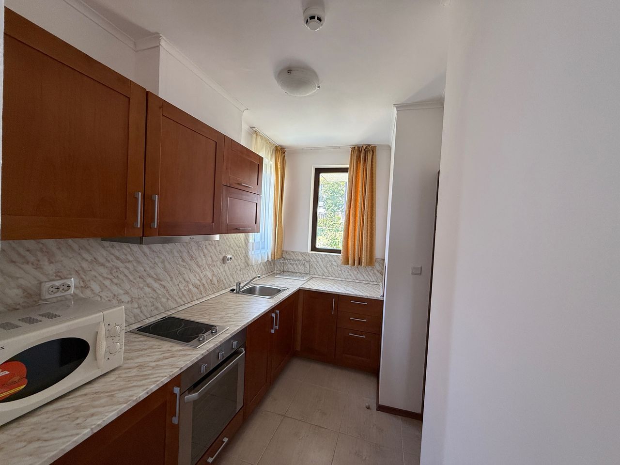 Продава се Тристаен апартамент в с. Кошарица, Област Бургас - 87 кв.м за 1035 €/кв.м - Снимка #6