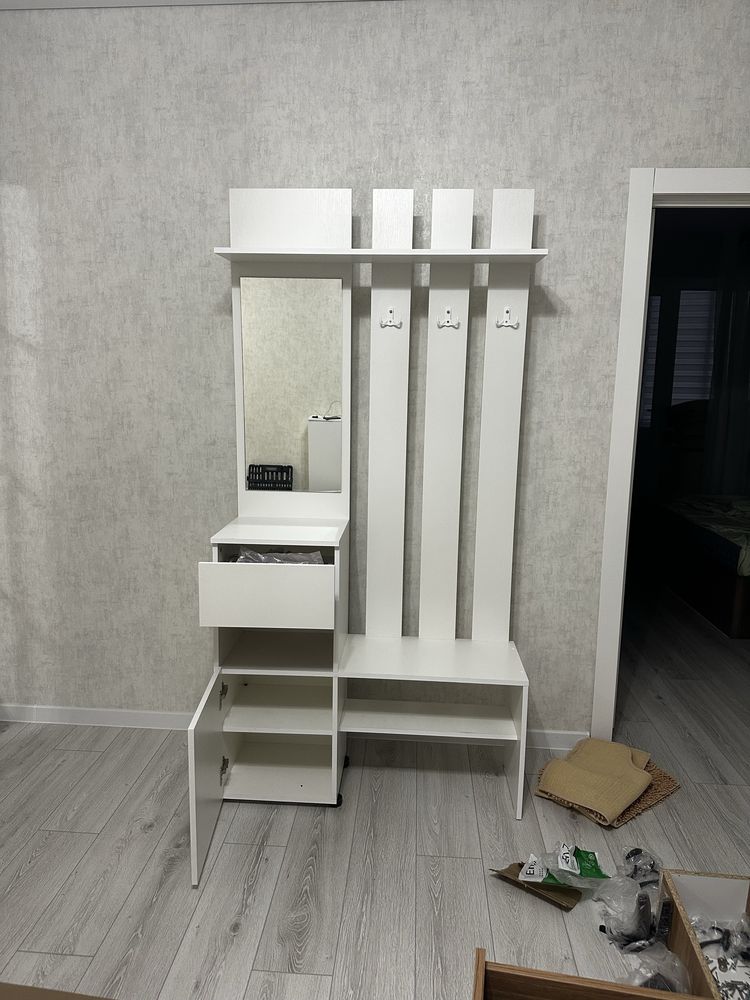 Продам прихожую