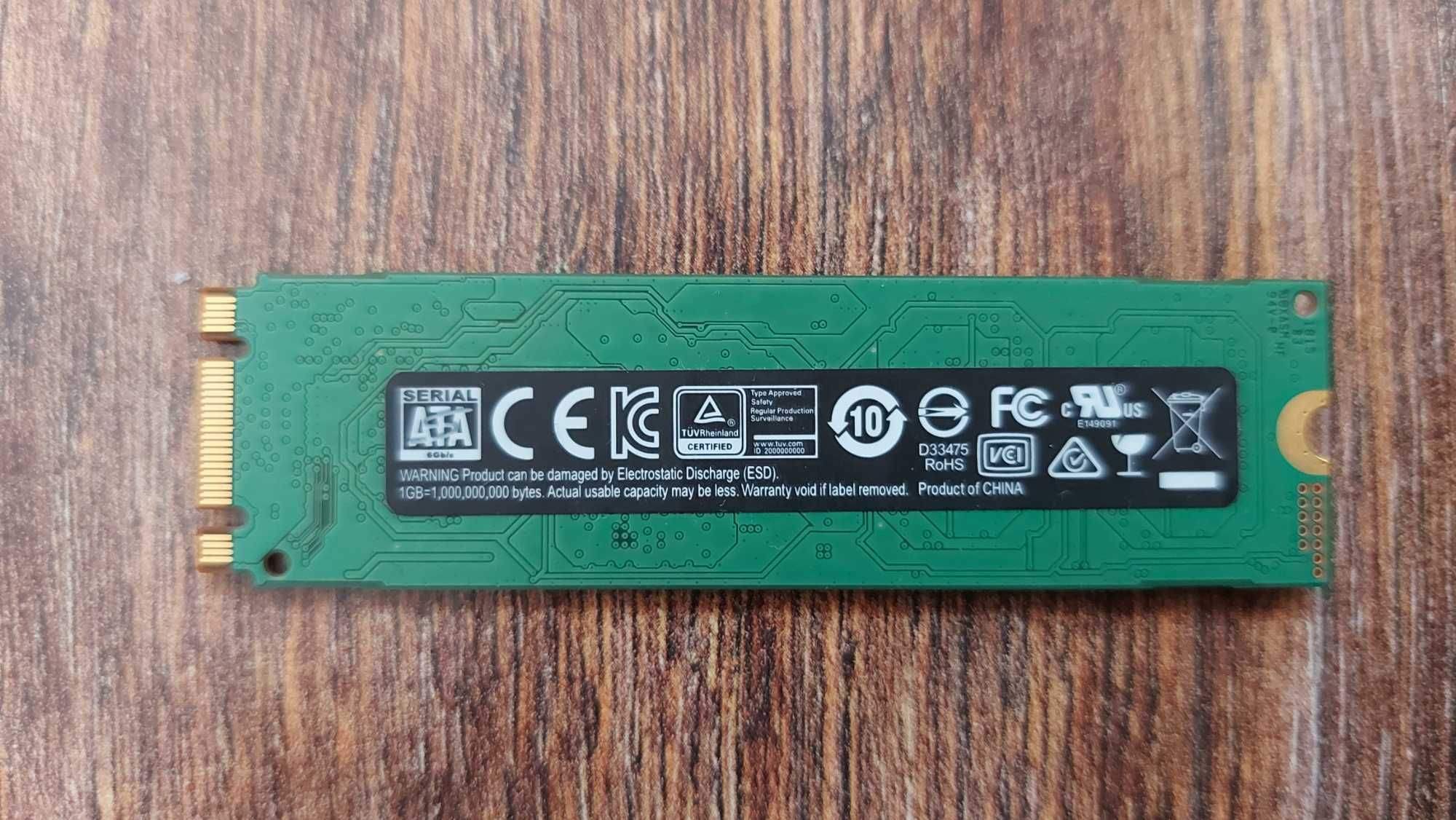 Продавам почти нов 1 TB SSD Samsung 860 EVO form factor M2 с MLC cells