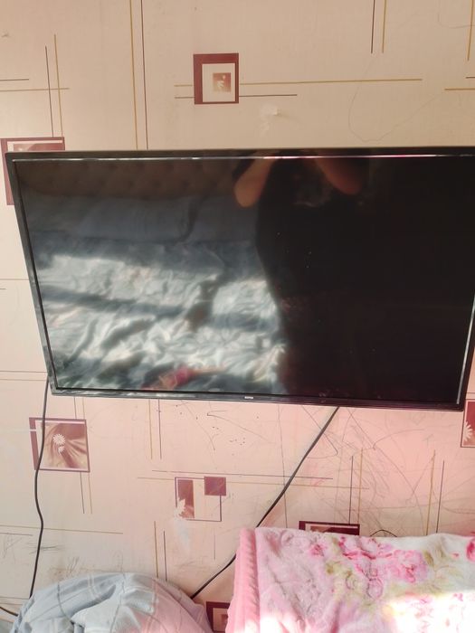 Телевизор Остен сотилади