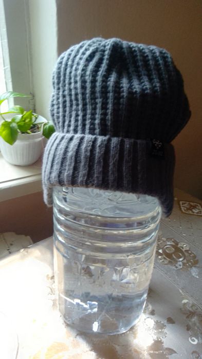 Продам мужскую шапку фуражку. Новую. На 48р