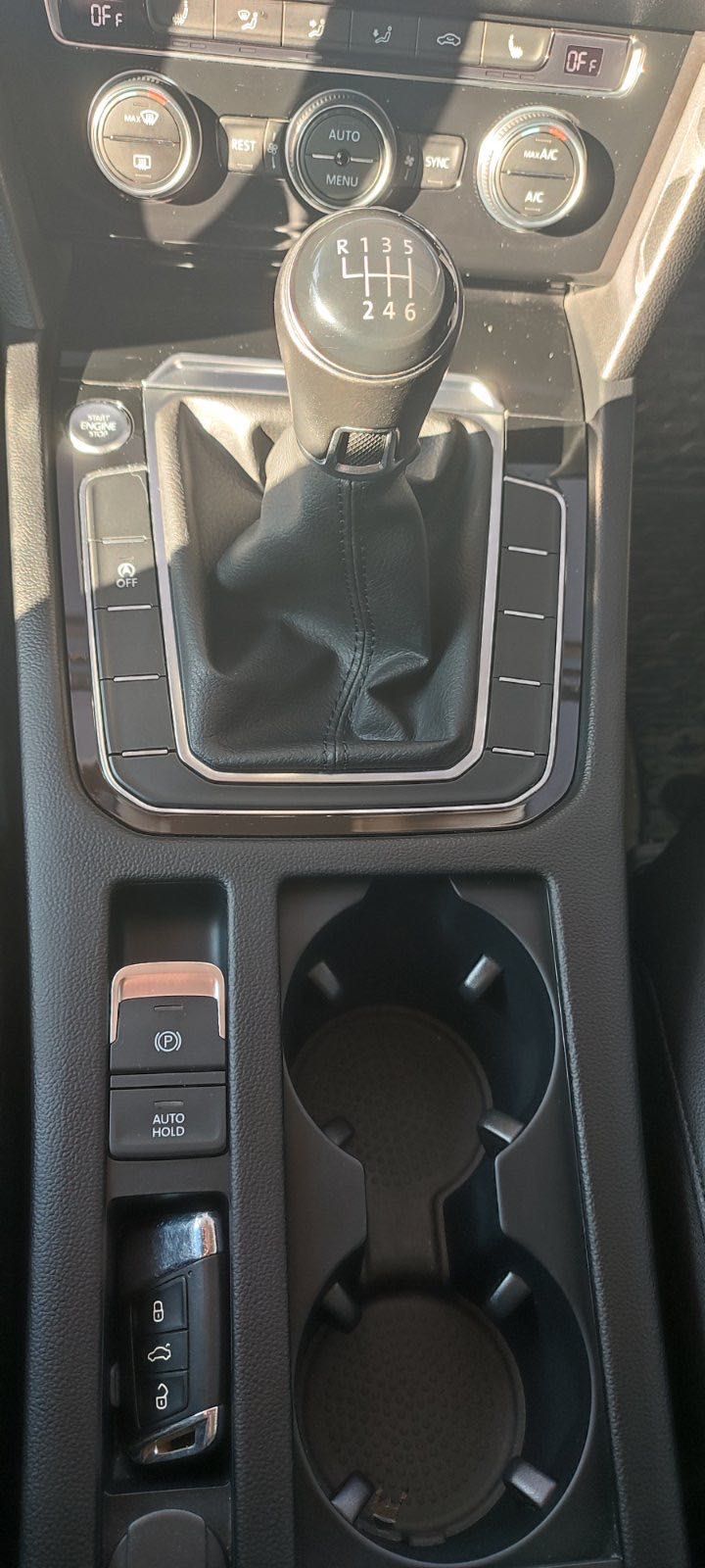 VW Passat 2019 год