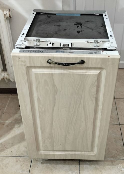 Посудомоечная машинка Unit, б.у.