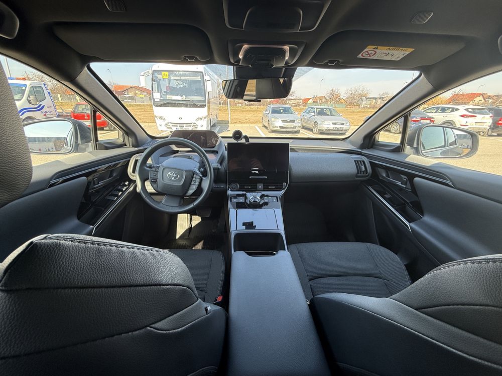 Toyota BZ4X full electrica 2022 in GARANTIE