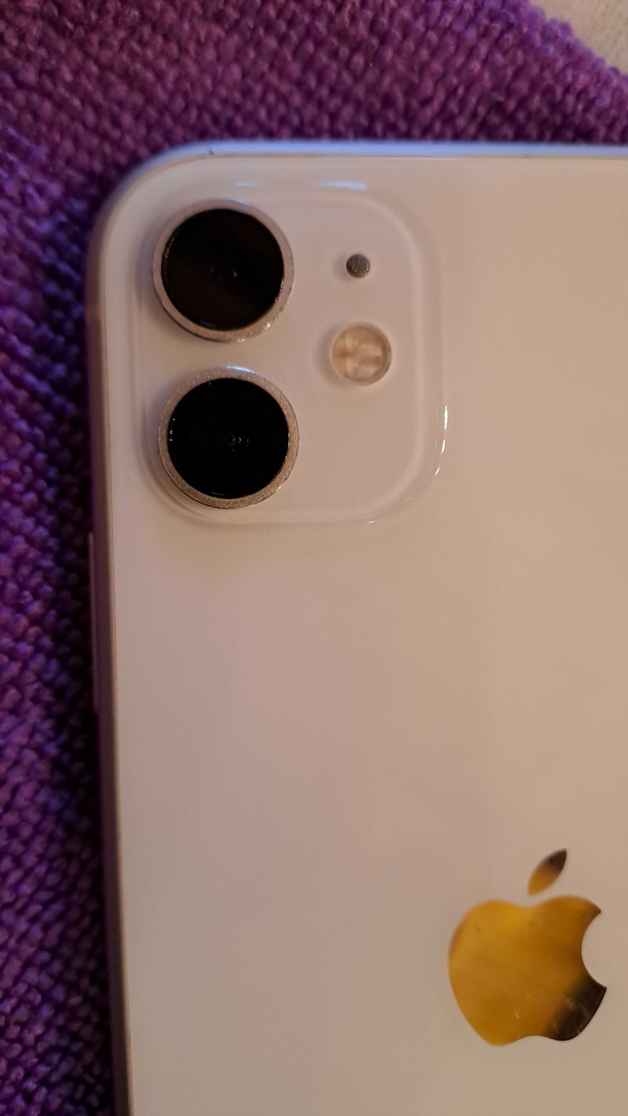 Iphone 11 Alb 64 Negociabil