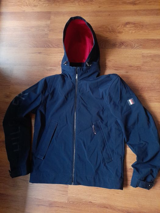 Tommy Hilfiger мъжко яке M размер.