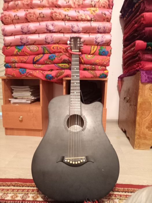 Гитара жақсы жағдайда