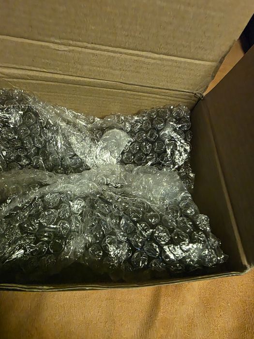 Електронна игра с вградени 20000 игри.