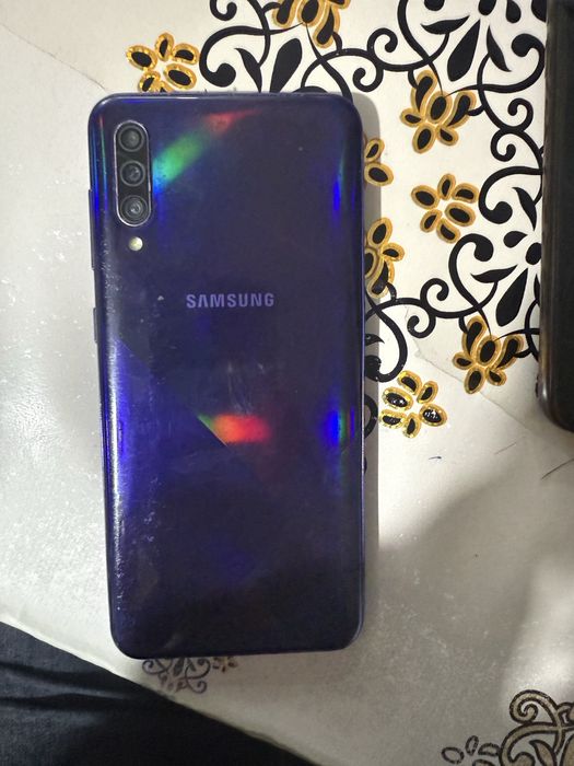 samsung a30s sotiladi b/u imei utgan 32gb