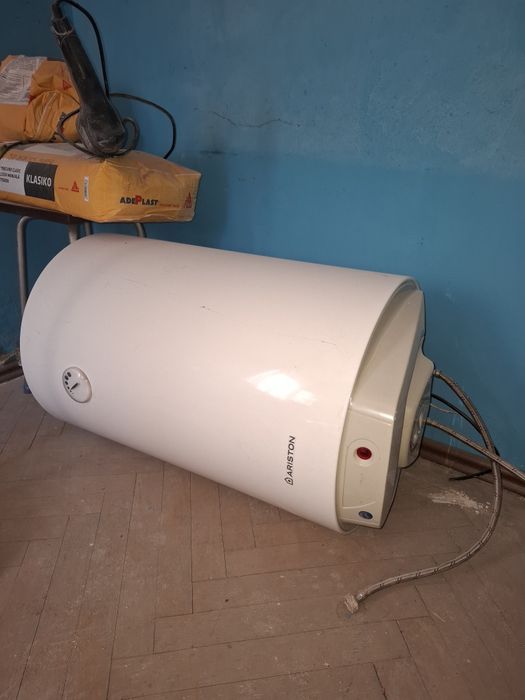 Boiler apa calda ariston 80L