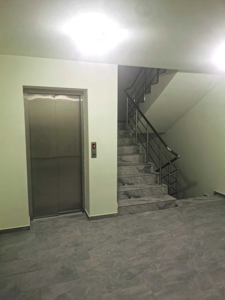 Продава се Тристаен апартамент в Стара Загора, Била - 93 кв.м за 914 €/кв.м - Снимка #8