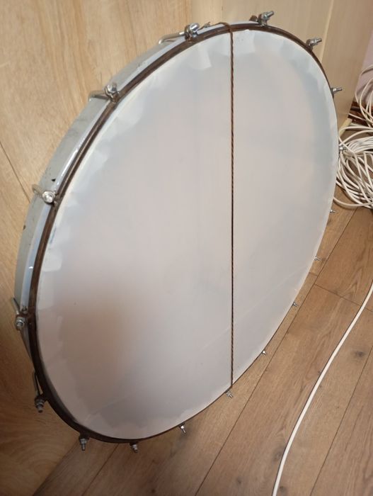 Vând Doba de teflon și o vesca. Cu cercuri