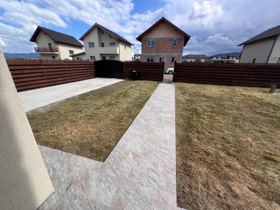 Tundem iarba, gazon, gard viu, tuia, buruieni, bălării, defrișam!