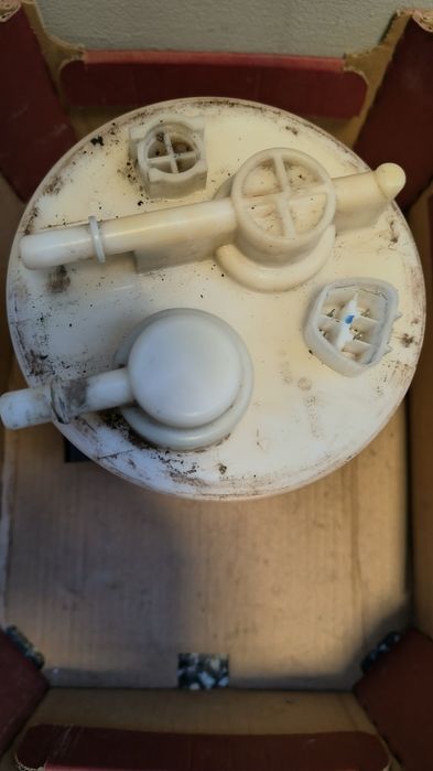 Горивна помпа за Тойота Корола 1.4VVTI