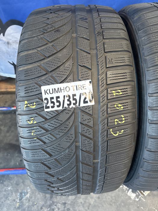 255/35/20 Kumho M+S