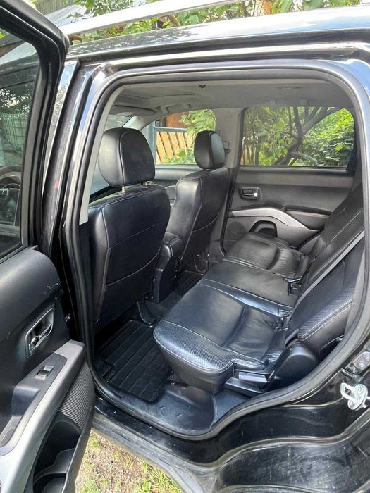 Vand Mitsubishi Outlander 2007 2.0 Diesel - cititi cu atentie anuntul!