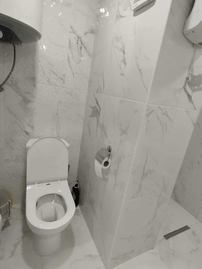 Продава се Двустаен апартамент в Шумен, Център - 73 кв.м за 1918 €/кв.м - Снимка #8