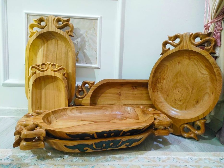 Астау қара ағаштан