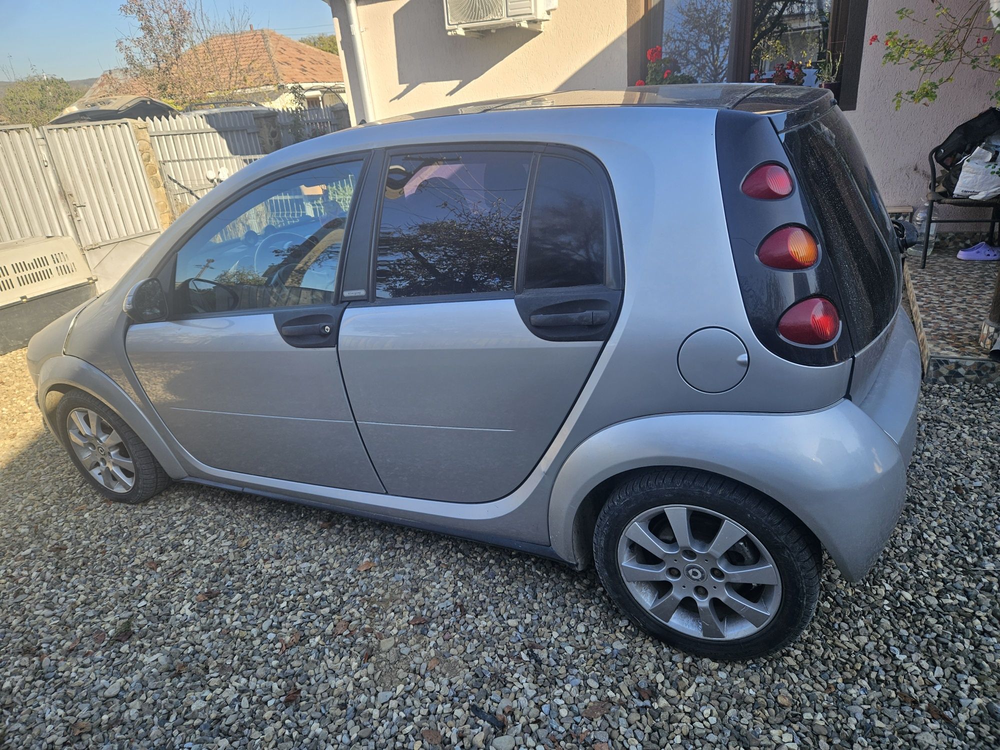 Vand smart rorfour 1.5 benzina